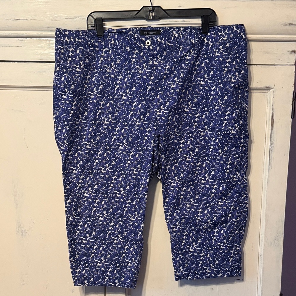 Talbots Navy and White Floral Pattern Crop Pants